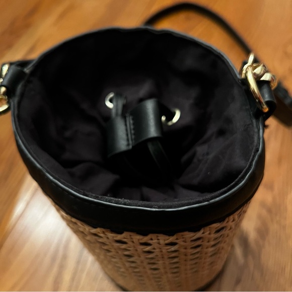 NWOT Straw Cylinder Black and Tan Crossbody Purse - Picture 5 of 5